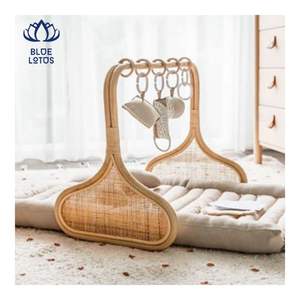 FAVORITO DE LOS CLIENTES 2026: Gimnasio de Ratán para Bebés, Marco de Actividades Suave y Elaborado que Ayuda a la Coordinación Mano-Ojo del Bebé y a la Decoración - Product Image 6