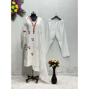 Conjuntos de diseñador para mujer Beautiful Top Pant Dupatta con bordado - Product Image 2