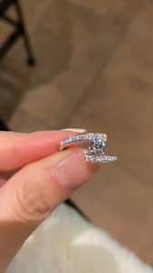 Anillo de compromiso de diamante cultivado en laboratorio con banda abierta, corte redondo, de oro macizo de 10K, joyería de regalo para pareja, regalo sorpresa. - Product Image 6