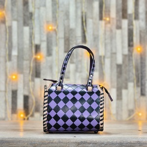 Bolso de mano Speedy de cuero genuino a cuadros morado y negro de diseñador, moderno, con asa superior y cierre de cremallera, tipo bolso de hombro. - Product Image 3