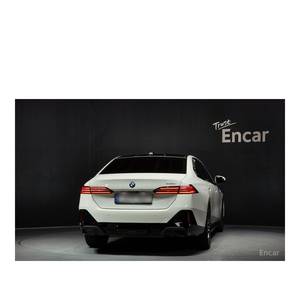 BMW Serie 5 520i M Sport 2023, 7,219 km, Caja de Cambios Automática, Asientos de Cuero, Volante a la Izquierda, Cámara Trasera - Product Image 4