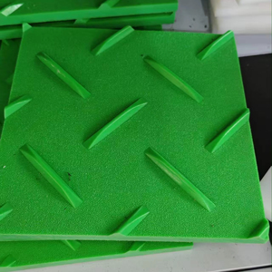 Alfombra de Protección para Suelo de HDPE de Alta Resistencia de 4x8 Pies, Antideslizante y Resistente al Desgaste para Construcción en Campos Petroleros, Venta al por Mayor - Product Image 1