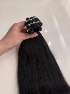 Extensiones de Cabello Humano Virgen Remy Liso Sedoso Negro Jet Más Vendidas para Estilismo Profesional de Salón en Oferta - Product Image 4
