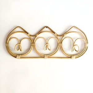 El precio más barato Ganchos colgantes de ratán hechos a mano Colgador decorativo montado en la pared en el baño - Product Image 5