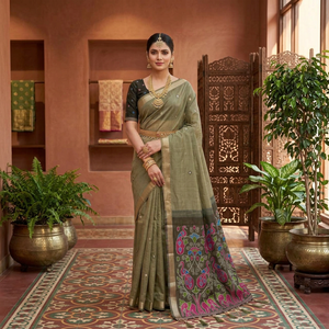 Sari de algodón de diseño moderno con un rico pallu floral para todas las ocasiones, ideal para bodas. Sari indio disponible a precio de mayorista. - Product Image 1