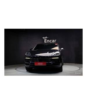 Porsche Cayenne 3.0 Coupé 2024, 42 195 km, Volant à Gauche, Boîte Automatique, Sièges en Cuir avec Caméra Arrière - Product Image 3