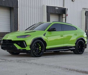Lamborghini Urus S 2023 de la Mejor Relación Calidad-Precio, Color Verde - Product Image 1