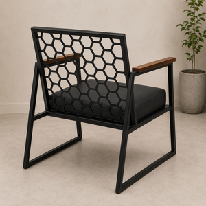 Fauteuil moderne en métal avec dossier en nid d'abeille, accoudoirs en bois et siège rembourré pour salon, bureau ou salle de séjour - Product Image 3
