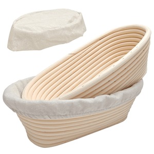 Cesta triangular de madera para fermentar pan con forro reutilizable de ratán de color natural para hacer pan. - Product Image 4