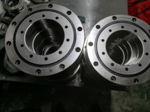 Rodamiento de giro Excavadora de rodillos cruzados Rodamiento de giro Producto RU297G RU124G Rodamiento de rodillos cruzados - Product Image 6