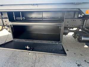 Tracteur routier polyvalent 10 roues motrices 6x4 diesel, tête de camion lourd pour la logistique routière - Product Image 6