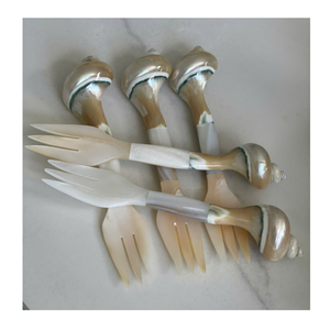 Cuillère élégante en nacre, faite à la main, avec manche en coquillage naturel, pour la maison et la restauration - Product Image 3