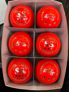 Pelota de Cricket Naranja Stalion Sports para Hombre, Tamaño 156 g - Product Image 3