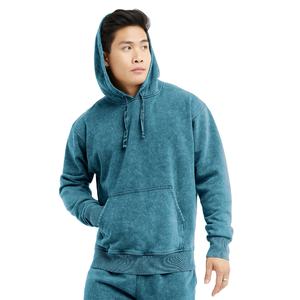 Sweat-shirt basique pour homme, effet délavé, avec capuche côtelée réglable et tissu doux, conçu pour un confort tout au long de la journée et des tenues décontractées. - Product Image 1