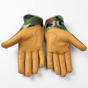 ถุงมือตีเบสบอลลายพรางสำหรับผู้ใหญ่ ทนทาน หนังแท้ที่ฝ่ามือ ใช้ได้ทั้งมือซ้ายและขวา ระบายอากาศได้ดี สวมใส่สบาย ประสิทธิภาพสูง - Product Image 3