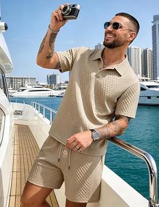 Conjunto de Camiseta y Pantalones Cortos de Moda Urbana para Hombre, Ropa Casual, OEM, ODM, Venta al Por Mayor - Product Image 1