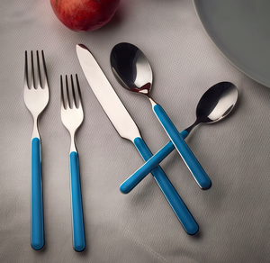 Ensemble d'ustensiles élégants en acier inoxydable avec manche fini bleu électrique pour les dîners, les mariages, l'utilisation en cuisine et les réceptions - Product Image 1