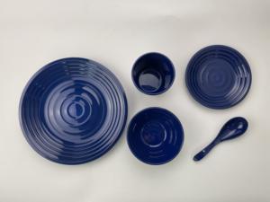 Vaisselle écologique moulée par injection MIT Precision PGT : tasses, bols, cuillères et assiettes - Bleu nuit foncé - Product Image 5