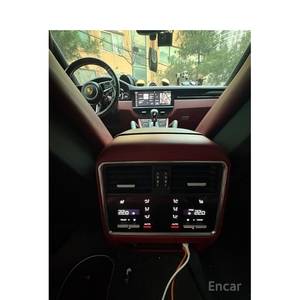 Porsche Cayenne 3.0 2024 con Caja de Cambios Automática, Asientos de Cuero, Cámara Trasera, Volante a la Izquierda, 111,846 km - Product Image 2