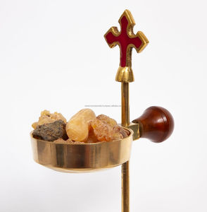 Brûleur d'encens chrétien réglable en laiton avec chauffe-résine en forme de croix pour bougie chauffe-plat ou charbon de bois aux meilleurs prix - Product Image 4