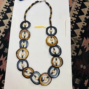 Collar de Cuentas de Hueso Natural Hecho a Mano, Estilo Vintage, Joyería Étnica Judía, Accesorio Artesanal para Mujer - Product Image 3