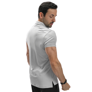 Polo pour homme gris acier en tissu gaufré, léger, en polyester et élasthanne, respirant, anti-humidité, coupe ajustée, pour le golf et les loisirs - Product Image 2