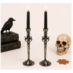 Ensemble de 2 bougeoirs en métal martelé en forme d'araignée, supports pour bougies coniques, pour une décoration de table effrayante pour Halloween et une maison hantée - Product Image 4