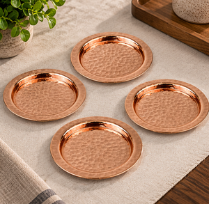 Posavasos de metal martillado único de latón AK, posavasos redondo hecho a mano con acabado de cobre, Juego de 4 para decoración de cocina/vajilla - Product Image 1