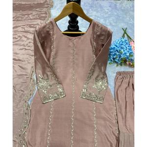 ชุดชินอน ชาราร่า ดีไซเนอร์ พร้อมคุร์ติและผ้าคลุมไหล่ ชุดยาวแบบดั้งเดิม เหมาะสำหรับงานแต่งงาน งานปาร์ตี้ งานเทศกาล และงานพิเศษต่างๆ - Product Image 4