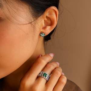 Pendientes de Esmeralda Genuina en Plata de Ley 925 con Baño de Oro de 14K, Pendientes de Trébol con Esmeralda Real, Regalos de Aniversario para Ella - Product Image 5