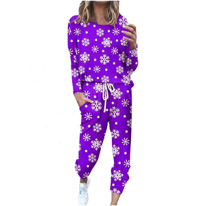 Ensemble de survêtement imprimé flocon de neige rouge pour femmes, col ras du cou, manches longues, pantalon de jogging avec cordon de serrage et poches latérales, vêtements décontractés d'hiver - Product Image 4