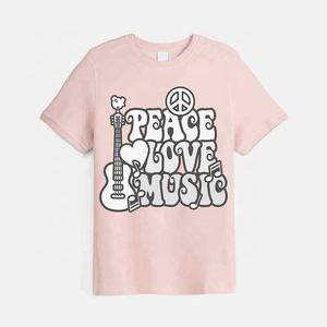 Ropa de hombre 100% algodón camiseta regular y pantalones cortos DTG Logo Twin Set chándal para hombre Color Rosa impreso manga corta - Product Image 5