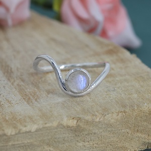 925 Sterling Silver Round Rainbow Moonstone Ring Stackable Wedding Band Handmade Gemstone Birhstone Jewelry for Women - Product Image 5