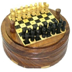 Jeu d'échecs en bois au DESIGN ANTIQUE et sculpté à la main avec matériau en bois de mangue et taille personnalisée - Product Image 4