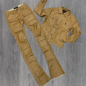 Conjunto de Pantalones Cortos de Cuero con Cierre y Chaqueta de Manga Corta Personalizada, Camiseta Polo con Serigrafía y Bordado, Pantalones Acampanados de PU, Traje Deportivo para Hombre - Product Image 4