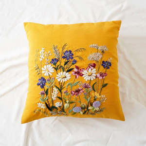 Funda de cojín decorativa hecha a mano de calidad premium para sofá, sala de estar, funda de almohada moderna para decoración del hogar, disponible para la venta. - Product Image 1