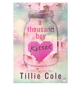 Libro 'A Thousand Boy Kisses' de Tillie Cole, Novela de Ficción en Rústica, Romance Contemporáneo, Exhibición de Portadas de Libros (Suministro al por Mayor) - Product Image 1