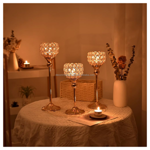 เชิงเทียนโลหะทรงสี่เหลี่ยมประดับลูกปัดเชิงเทียนสำหรับงานแต่งงานและตกแต่งบ้าน - Product Image 2