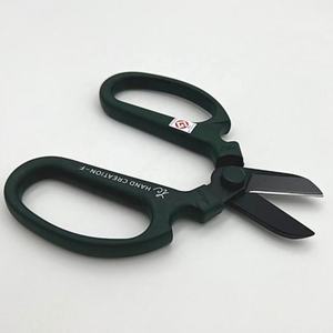 Sakagen กรรไกรตัดดอกสำหรับประดิษฐ์ด้วยมือ F-170ใบมีดสีดำสีเขียวมอส - Product Image 2
