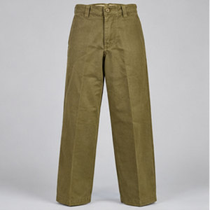 Pantalon de combat américain sur mesure, doté d'un tissu durable, d'une coupe flexible et d'une construction renforcée. - Product Image 1