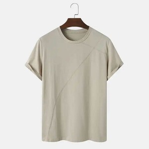 เสื้อยืดคอกลมแขนสั้นทรงปกติสีเบจสำหรับผู้ชาย ผ้าฝ้ายเจอร์ซีย์ถัก ระบายอากาศได้ดี พิมพ์ลายดิจิทัล ทรงโอเวอร์ไซส์ สวมใส่สบาย - Product Image 1