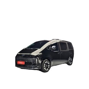 Hyundai Staria 4x4 Lounge 9 places, modèle septembre 2021, 20 345 km, Euro V, Diesel, Boîte automatique, Sièges en cuir - Product Image 1