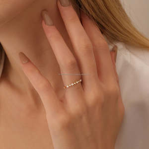 Anillo de compromiso y eternidad minimalista para mujer con diamante natural de talla brillante de 0.17 ct, de oro amarillo macizo de 14K, para aniversario de boda - Product Image 3
