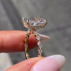 Anillo de compromiso de moissanita con corte radiante alargado, plata de ley 925, halo oculto, pavé, anillo de aniversario, joyería de boda - Product Image 2