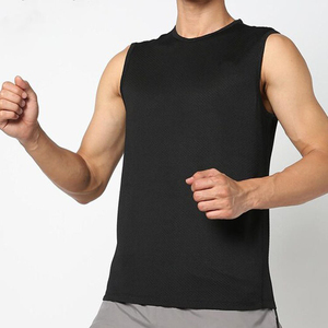Camiseta sin mangas de algodón 100% con logotipo personalizado, jersey sencillo, color liso, holgada, deportiva, para gimnasio, cuello redondo, blanca, para hombre. - Product Image 4