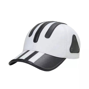 Gorra de Béisbol Blanca de PU con Rayas Negras, 6 Paneles, Ajustada, Deportiva, Unisex, Casual, para Primavera/Verano - Product Image 1