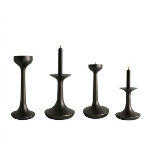 Portavelas de Diseño Tradicional Vintage en Metal de Aluminio con Múltiples Formas para Decoración Rústica del Hogar, Bodas, Fiestas y Aniversarios - Product Image 1