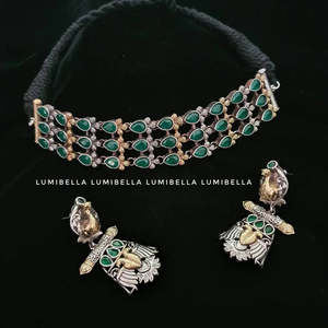 Fashion Jewelry Set Silver-Tone Choker and Earrings with Green Stone Studs - Product Image 3
