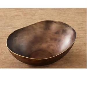 Tazón de Metal Decorativo Hecho a Mano para Servir Alimentos, Acabado en Esmalte Rojo, Tazón para Servir Frutas a Precio de Mayoreo - Product Image 4