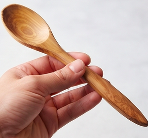 Ensemble de couverts en bois de qualité supérieure, manches simples, faits à la main, en bois massif, idéal pour les hôtels, les restaurants, la restauration, les plats et les desserts. - Product Image 2